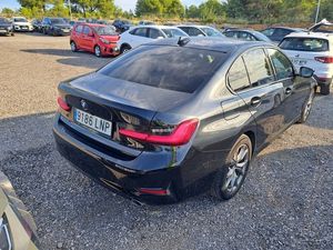 Bmw Series 3 318d Auto. - Foto 5