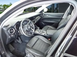 Alfa Romeo Stelvio (o) 2.0 Gasolina 206kw (280cv) Executive - Foto 8