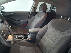 Hyundai IONIQ 1.6 GDI PHEV Klass DT - Foto 16