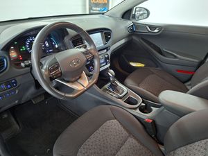Hyundai IONIQ 1.6 GDI PHEV Klass DT - Foto 23