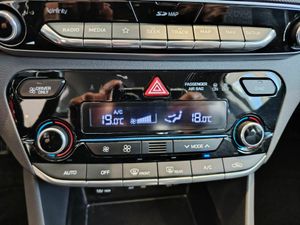 Hyundai IONIQ 1.6 GDI PHEV Klass DT - Foto 28