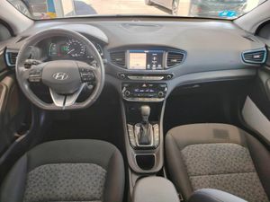 Hyundai IONIQ 1.6 GDI PHEV Klass DT - Foto 19