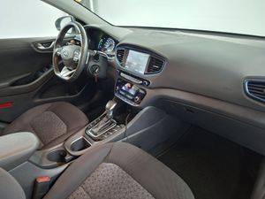 Hyundai IONIQ 1.6 GDI PHEV Klass DT - Foto 13