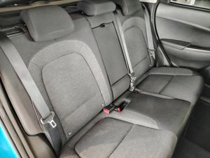 Hyundai Kona 100kW EV Maxx - Foto 37