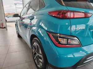 Hyundai Kona 100kW EV Maxx - Foto 32