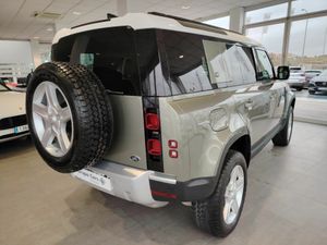 Land-Rover Defender 2.0 D240 SD4 First Edition 110 Auto 4WD - Foto 4