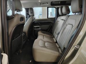Land-Rover Defender 2.0 D240 SD4 First Edition 110 Auto 4WD - Foto 6