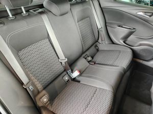Opel Astra 1.4 Turbo S/S 110kW (150CV) Dynamic Auto - Foto 35