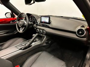 Mazda MX-5 2.0 SKYACTIV-G 135 kW MT Exclusive-Line - Foto 12