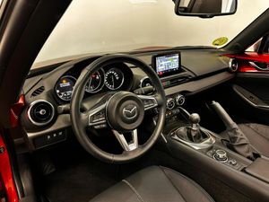 Mazda MX-5 2.0 SKYACTIV-G 135 kW MT Exclusive-Line - Foto 23