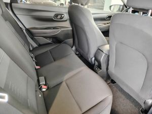 Hyundai Bayon 1.0 TGDI 74kW (100CV) 48V Maxx DCT - Foto 33