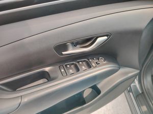 Hyundai Bayon 1.0 TGDI 74kW (100CV) 48V Maxx DCT - Foto 17