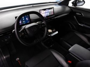 MG MG4 64kWh Luxury - Foto 17