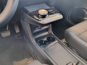 MG MG4 64kWh Luxury - Foto 32