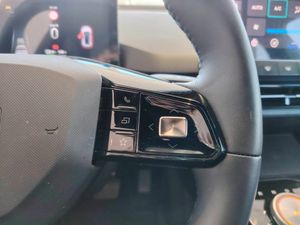 MG MG4 64kWh Luxury - Foto 26
