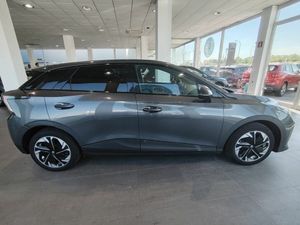 MG MG4 64kWh Luxury - Foto 4