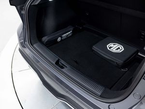 MG MG4 64kWh Luxury - Foto 9