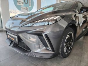 MG MG4 64kWh Luxury - Foto 9