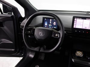 MG MG4 64kWh Luxury - Foto 15