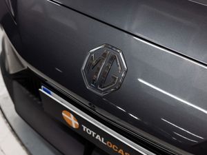 MG MG4 64kWh Luxury - Foto 10