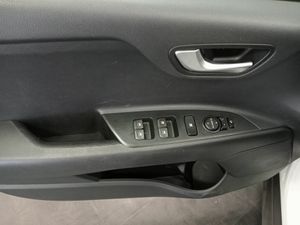 Kia Stonic 1.2 CVVT 62kW (84CV) Drive Eco-Dynamics - Foto 21