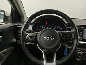 Kia Stonic 1.2 CVVT 62kW (84CV) Drive Eco-Dynamics - Foto 24