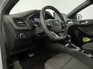 Ford Focus 1.0 Ecoboost MHEV 92kW ST-Line Auto - Foto 28