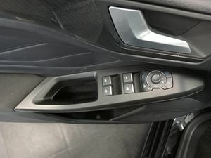 Ford Focus 1.0 Ecoboost MHEV 92kW ST-Line Auto - Foto 23