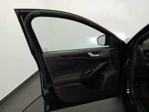 Ford Focus 1.0 Ecoboost MHEV 92kW ST-Line Auto - Foto 25