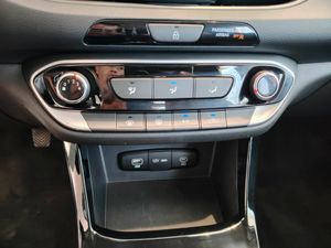 Hyundai i30 1.0 TGDI 48V Klass - Foto 31