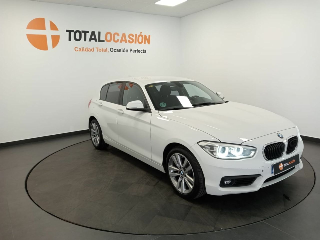 BMW Serie 1 118i - Foto 1