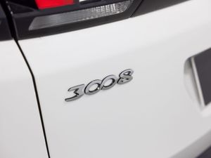 Peugeot 3008 1.5 BlueHDi 96kW (130CV) S&S Allure - Foto 11