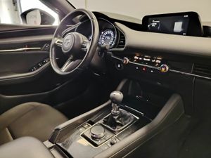 Mazda 3 2.0 e-SKYACTIV-G 88KW EVOLUTION - Foto 37