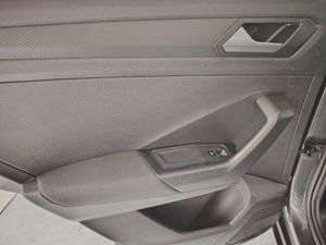 Volkswagen T-Roc Advance 1.0 TSI 81kW (110CV) - Foto 25