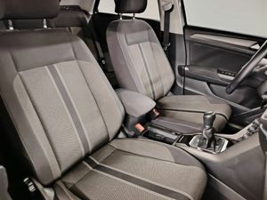 Volkswagen T-Roc Advance 1.0 TSI 81kW (110CV) - Foto 21