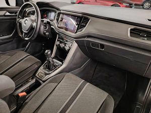 Volkswagen T-Roc Advance 1.0 TSI 81kW (110CV) - Foto 20