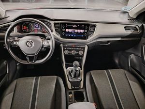 Volkswagen T-Roc Advance 1.0 TSI 81kW (110CV) - Foto 26