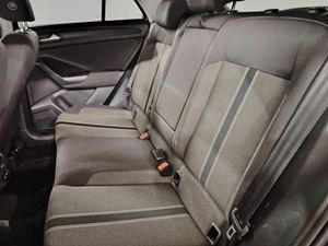 Volkswagen T-Roc Advance 1.0 TSI 81kW (110CV) - Foto 16