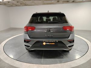 Volkswagen T-Roc Advance 1.0 TSI 81kW (110CV) - Foto 8