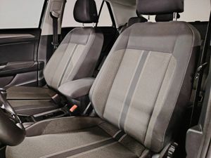 Volkswagen T-Roc Advance 1.0 TSI 81kW (110CV) - Foto 30