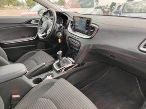 Kia Ceed 1.0 T-GDi 88kW (120CV) Drive - Foto 4