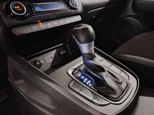 Hyundai Kona 1.6 GDI HEV Maxx DCT - Foto 17