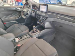 Ford Focus 1.5 Ecoboost 110kW ST-Line - Foto 37