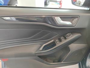 Ford Focus 1.5 Ecoboost 110kW ST-Line - Foto 22