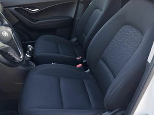 Hyundai ix20 1.4 MPI BlueDrive 25 Aniversario - Foto 3