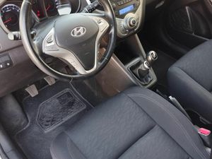 Hyundai ix20 1.4 MPI BlueDrive 25 Aniversario - Foto 4