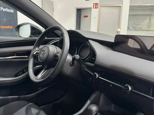 Mazda 3 2.0 e-SKYACTIV-G HOMURA 90KW AT - Foto 11
