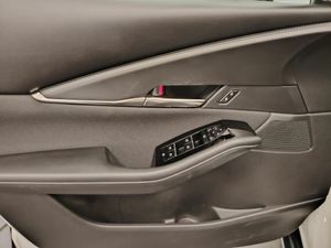 Mazda CX-30 e-SKYACTIV-G 2.0 90 kW 2WD Evolution - Foto 10