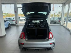 Abarth 500 695 Rivale 1.4 T-Jet 132kW (180CV) - Foto 21