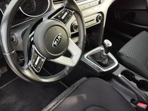 Kia Ceed 1.4 CVVT 74kW (100CV) Drive - Foto 3